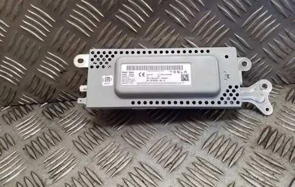 Tesla Model 3 Other control units/modules 107975500E A04212720000HL HBZ503