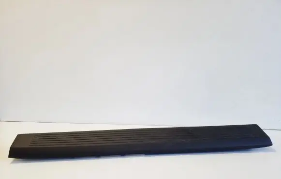 Nissan Qashqai J12 Front sill trim cover 769B46UA2A