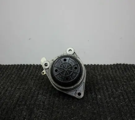 Alfa Romeo Giulia Engine mount bracket 00505484710