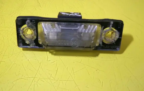 Volkswagen Sharan Number plate light 7M39430218