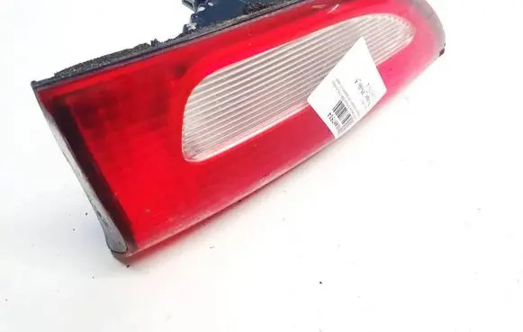 Subaru B9 Tribeca Tailgate rear/tail lights