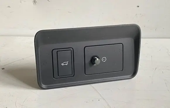 Land Rover Evoque II Tailgate/trunk/boot open switch FK7211654BC 19093001 300384440429