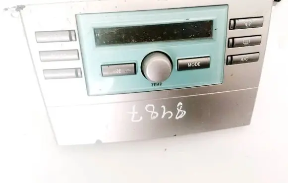 Toyota Corolla Verso AR10 Climate control unit