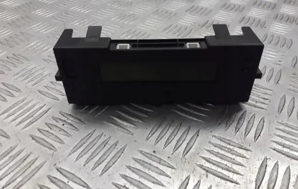 Renault Megane II Screen/display/small screen 8200755120