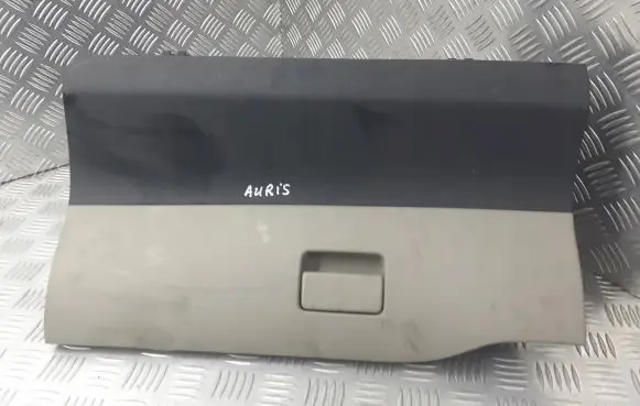 Toyota Auris 150 Glove box 55552-12360