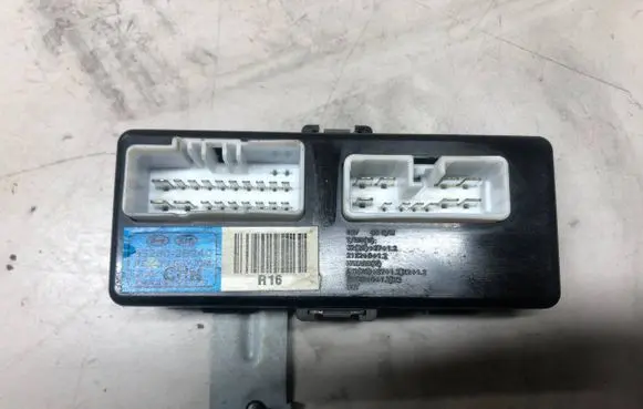 Hyundai Santa Fe Other control units/modules 952302B240