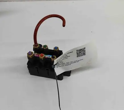 Audi Q8 Air suspension control unit module (rear) 4N0616013A
