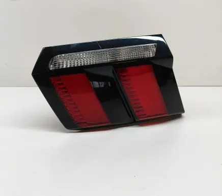 Peugeot 3008 II Tailgate rear/tail lights 9810477880