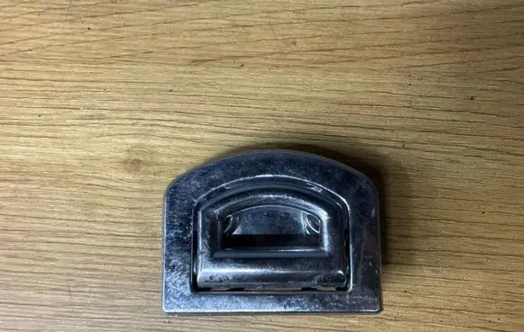 Volkswagen Golf V Tie down hook / loop 1J0864203D