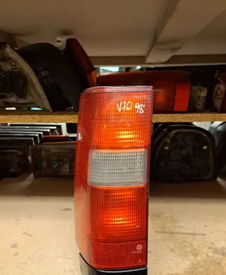 Volvo S70 V70 V70 XC Rear/tail lights 3512318 3512424
