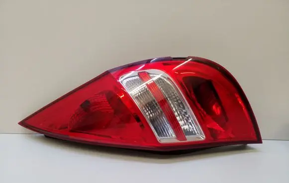 Hyundai i30 Tailgate rear/tail lights 924022R0
