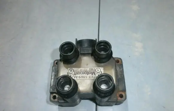 Mazda 626 High voltage ignition coil e9tf12029aa