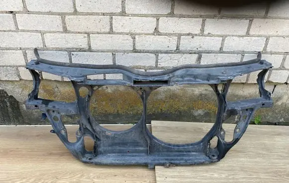 Volkswagen PASSAT B5 Radiator support slam panel 3B0805594