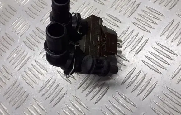 Mercedes-Benz E W210 Coolant heater 