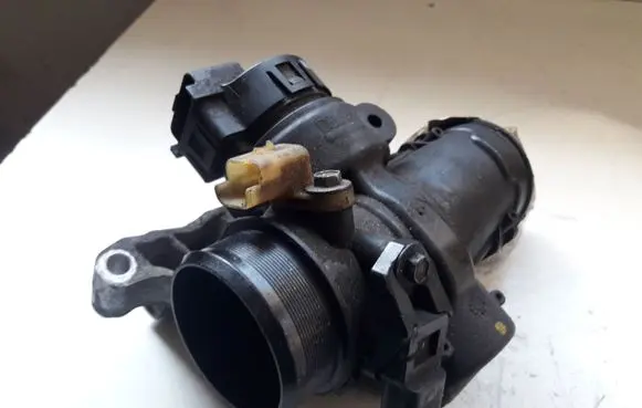 Citroen C4 II Picasso Engine shut-off valve 62482891