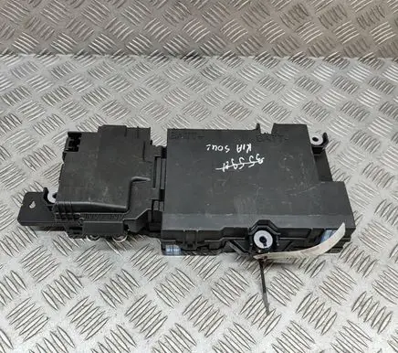 KIA Soul Fuse module K437514051 37583K4000