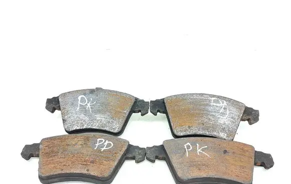 Volkswagen Transporter - Caravelle T5 Brake pads (front) 