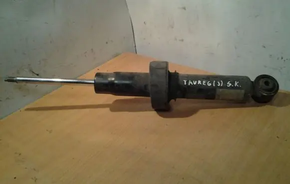 Rear shock absorber/damper