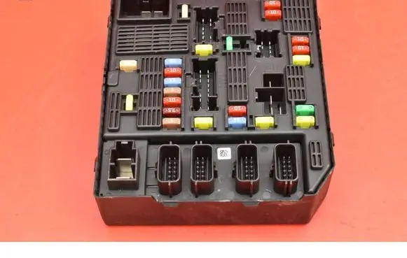 Renault Fluence Fuse box set 284B60874R