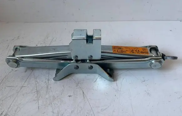 Nissan Note (E12) Lift Jack 99550