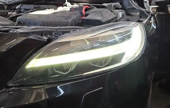 Volvo V40 Headlight/headlamp 31677022 IMPRK1485153