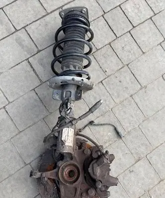 Citroen C4 II Picasso Front wheel hub spindle knuckle