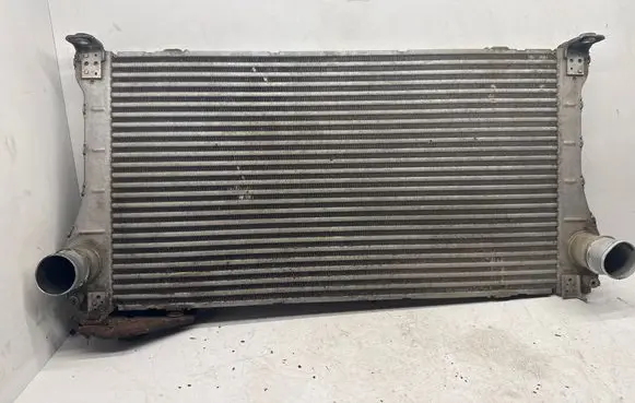 Toyota Avensis T270 Intercooler radiator