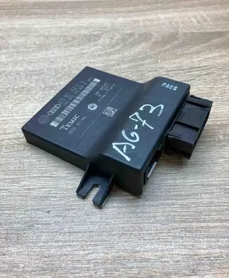 Audi A6 S6 C6 4F Gateway control module 4F0907468D 4F0910468A