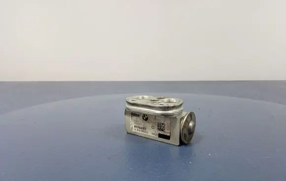 BMW M2 F87 Coolant level relay 9289832