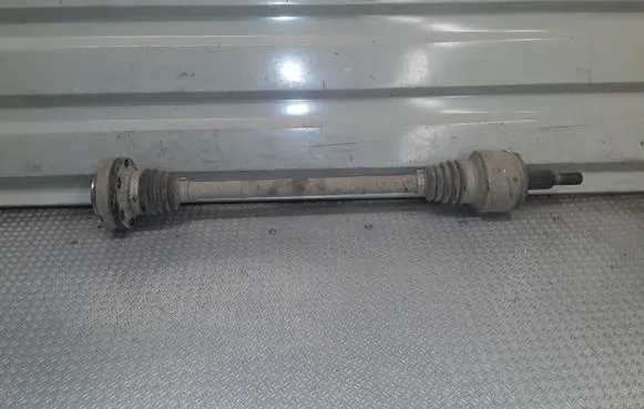 Volkswagen Touareg I Rear driveshaft 