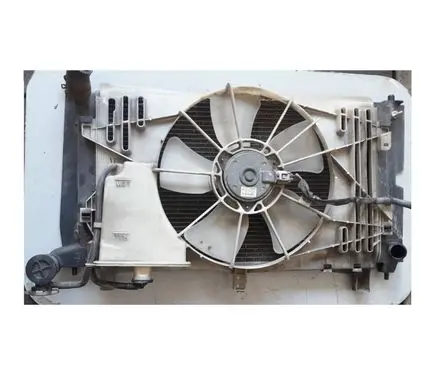 Toyota Corolla E120 E130 Coolant radiator 1227509511