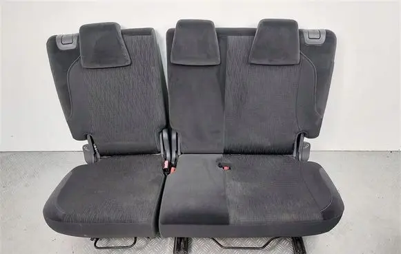 Citroen C3 Picasso Second row seats 