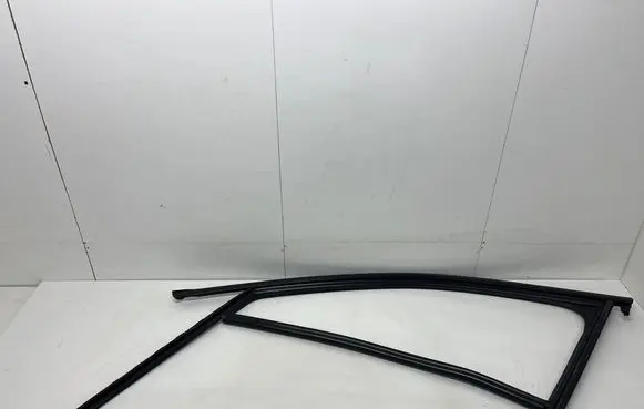 Audi A8 S8 D5 Trunk rubber seal (body) 4N0837431B