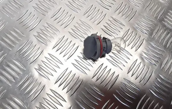 Audi A4 S4 B7 8E 8H Headlight/headlamp bulb 