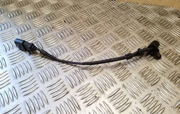 Skoda Superb B6 (3T) Camshaft position sensor 03L907601