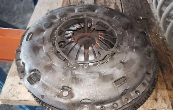 Volkswagen Touran II Clutch set kit