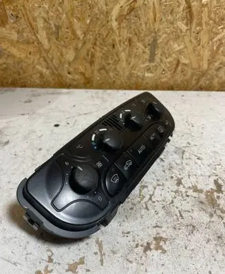Mercedes-Benz C W203 Climate control unit A2098300085 9140010497
