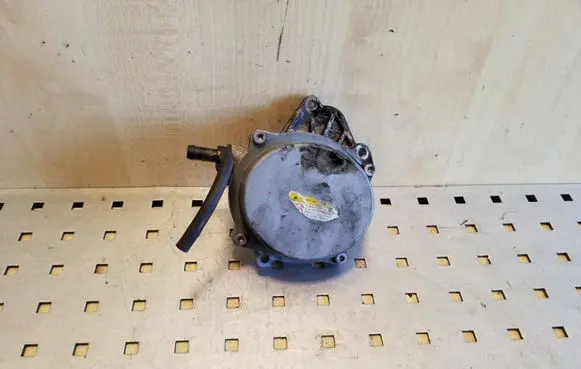 Hyundai i40 Vacuum pump 288102A500