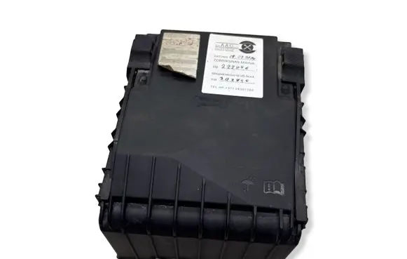 Volkswagen Touran I Fuse box set 1K0937125D