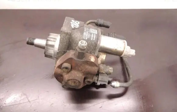 Toyota Avensis T250 Fuel injection high pressure pump HU2940000101 221000G010 D186