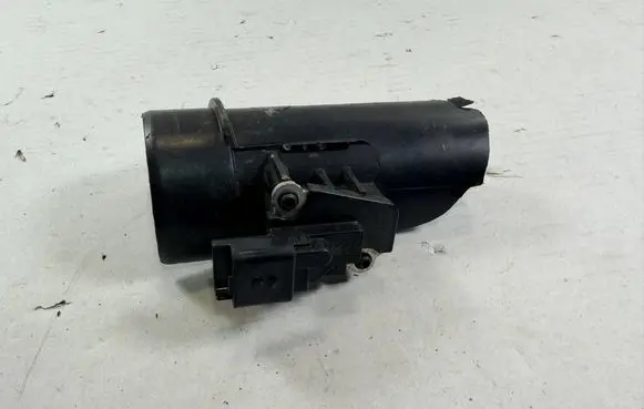Peugeot 5008 II Mass air flow meter 9677093080