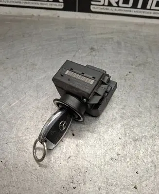 Mercedes-Benz E W211 Ignition lock 2115451008 33002205 7003115420206166