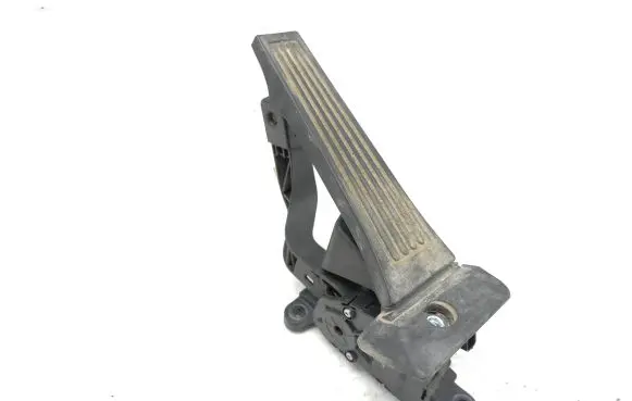 Hyundai ix35 Accelerator throttle pedal 327002S000 GEC0713A2S000