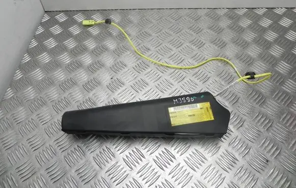 Toyota iQ Side airbag GA33202880 M3890