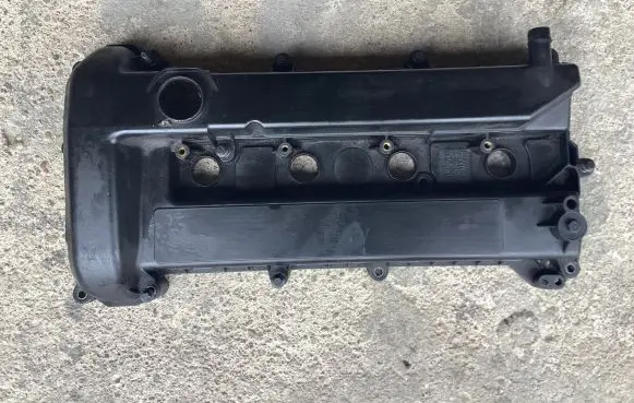 Ford Focus Rocker cam cover 