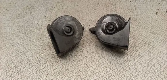 BMW 3 E90 E91 Horn signal 