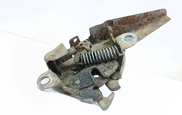 Toyota Avensis Verso Engine bonnet/hood lock/catch