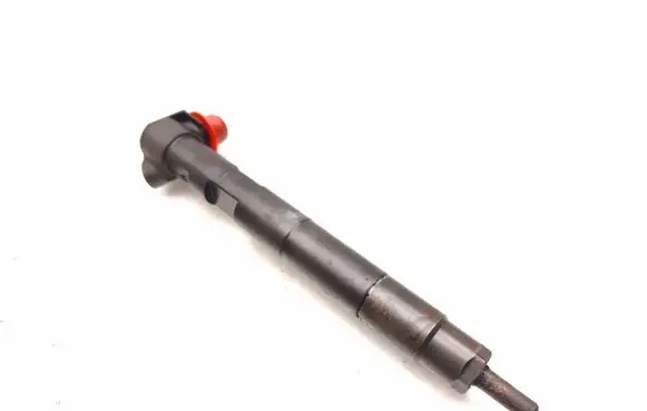 Mercedes-Benz E W212 Fuel injector A6510702387 28272472