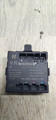 Mercedes-Benz E W212 Door control unit/module A2079001200