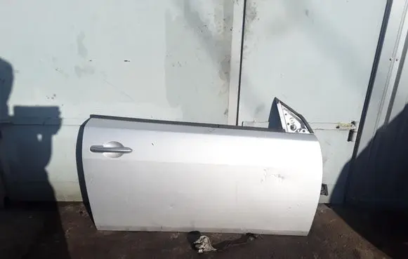 Door (2 Door Coupe)